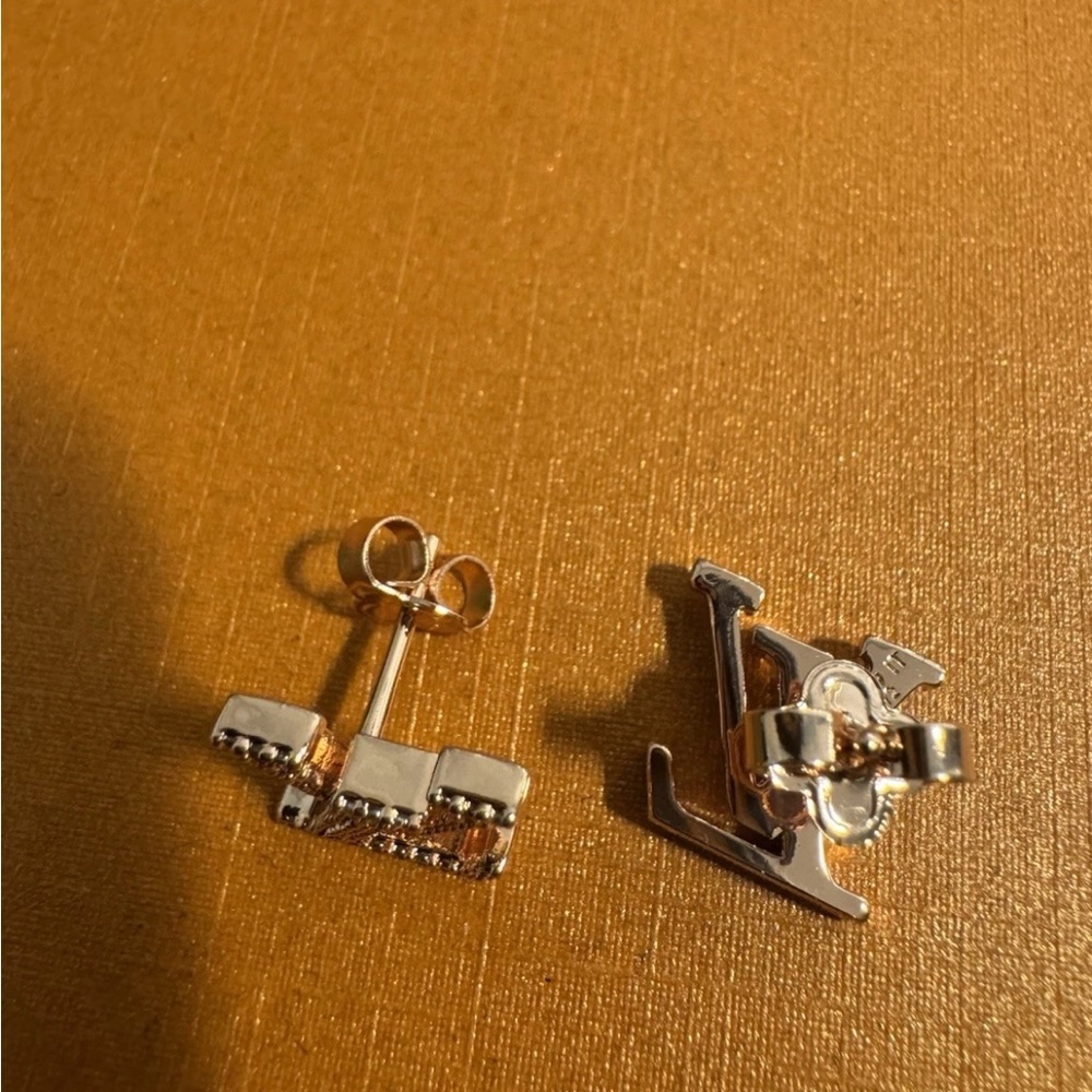 Louis Vuitton Rose Gold-Tone LV Monogram Earrings - Picture 5 of 7